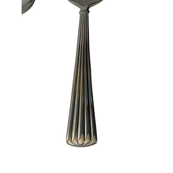 Reed & Barton Trinity Hall Teaspoons 6.5” 18/10 Stainless Steel Set Of 8 - Picture 2 of 5